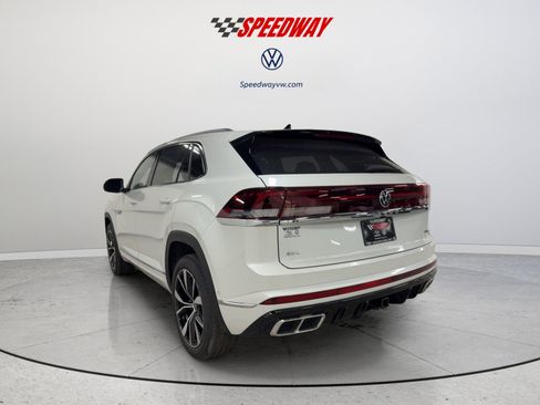 New 2026 Volkswagen Atlas Cross Sport SEL Premium R-Line AWD/4WD image 8