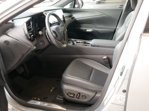 Certified 2025 Lexus RX 350h w/ Convenience Package AWD/4WD image 4
