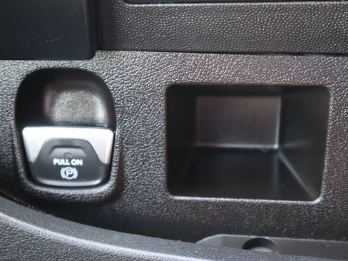 Used 2023 RAM ProMaster 2500 FWD image 27