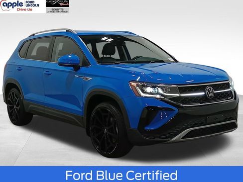 Used 2023 Volkswagen Taos SEL AWD/4WD image 1