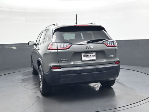 Used 2020 Jeep Cherokee Latitude Plus w/ Comfort/Convenience Group image 5