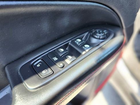 Used 2019 Jeep Compass Trailhawk AWD/4WD image 17