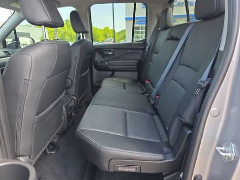 Used 2023 Honda Ridgeline RTL-E image 11