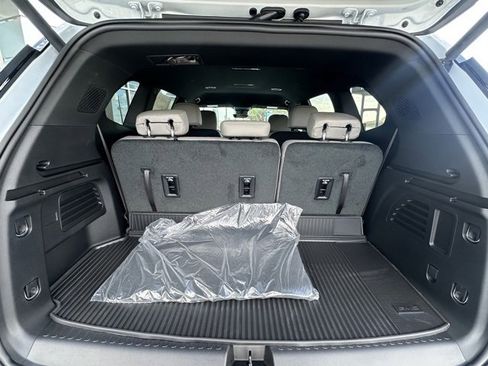 New 2026 GMC Acadia Elevation w/ Elevation Premium Package image 6