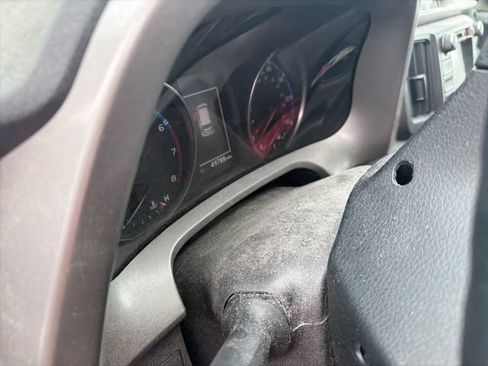 Used 2018 Toyota RAV4 LE AWD/4WD image 8