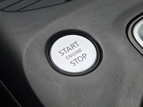 Used 2021 INFINITI QX50 Luxe w/ Cargo Package image 16