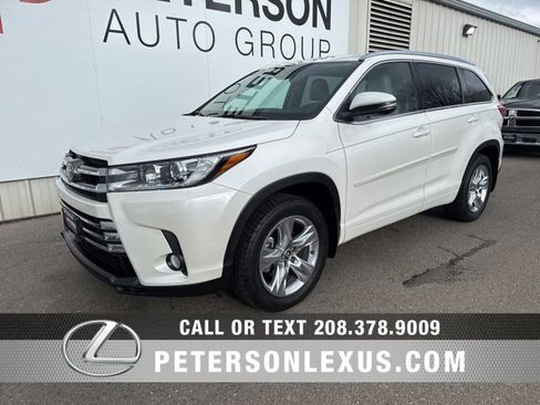Used 2017 Toyota Highlander AWD V6 image 7