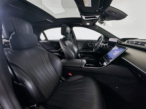 Certified 2022 Mercedes-Benz S 580 4MATIC Sedan image 31