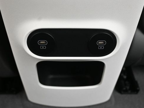 New 2025 Hyundai Ioniq 5 SEL image 17