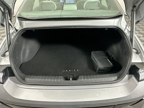 Used 2024 Hyundai Ioniq 6 SEL RWD image 27