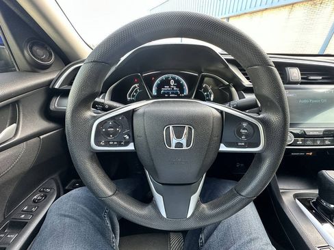 Used 2018 Honda Civic EX image 21