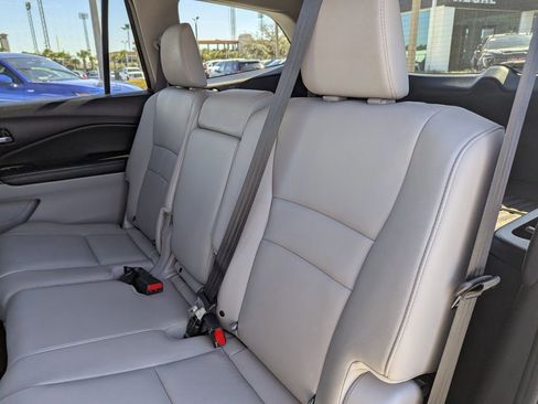 Used 2017 Honda Pilot EX-L image 14