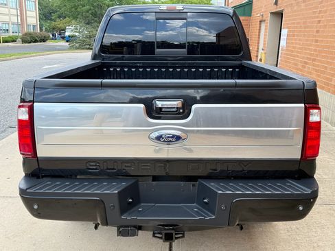 Used 2015 Ford F250 Platinum AWD/4WD image 4