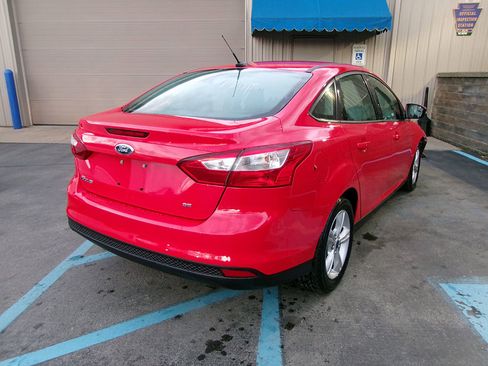 Used 2014 Ford Focus SE image 6