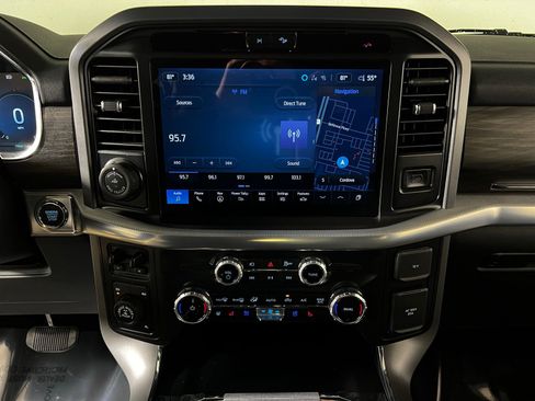 Used 2025 Ford F150 Lariat w/ Equipment Group 501A Mid AWD/4WD image 18