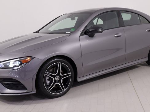 Used 2023 Mercedes-Benz CLA 250 4MATIC image 1