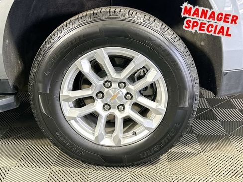 Used 2025 Chevrolet Tahoe LT RWD image 30