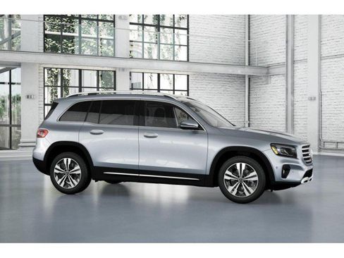 New 2026 Mercedes-Benz GLB 250 image 14
