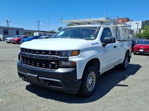 Used 2021 Chevrolet Silverado 1500 W/T w/ WT Value Package AWD/4WD image 3