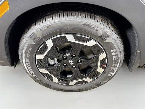 New 2026 Hyundai Santa Fe SE image 4