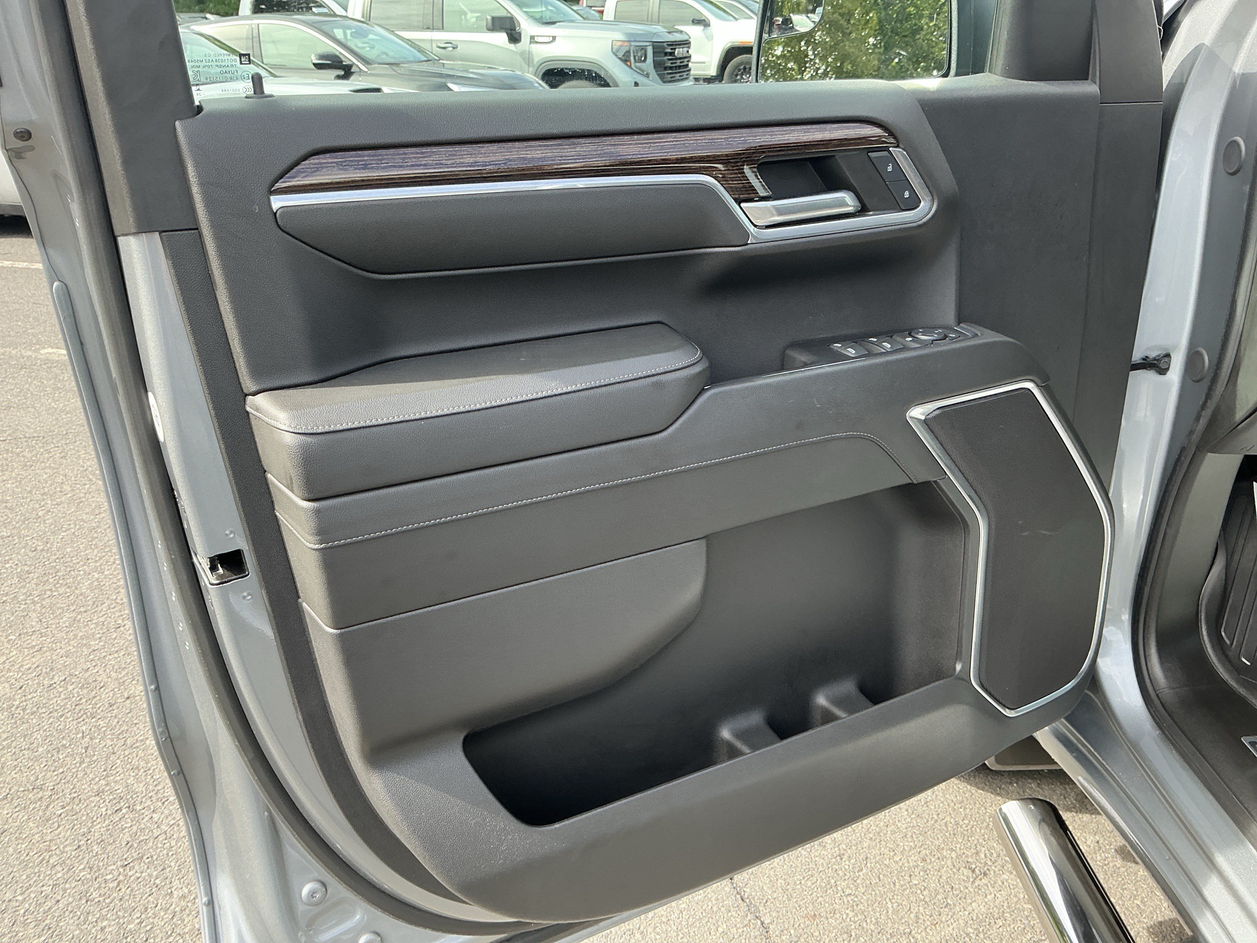 Used 2024 GMC Sierra 1500 Elevation AWD/4WD image 13