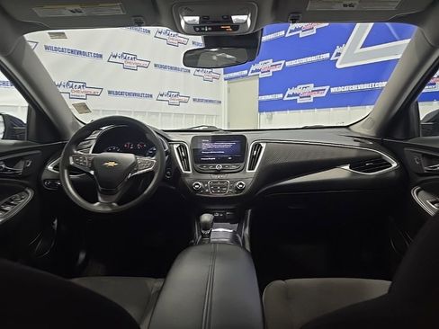 Used 2023 Chevrolet Malibu LT image 23