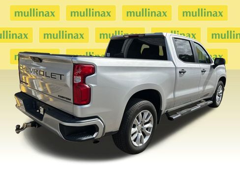 Used 2022 Chevrolet Silverado 1500 Custom w/ LPO, Dark Essentials Package image 2