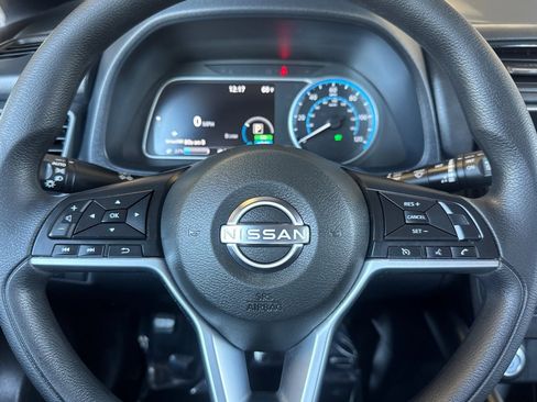 Used 2023 Nissan Leaf S FWD image 34