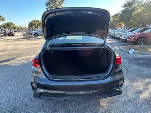 Used 2024 Kia Forte LXS image 11