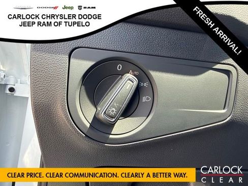 Used 2024 Volkswagen Tiguan SE R-Line FWD image 13