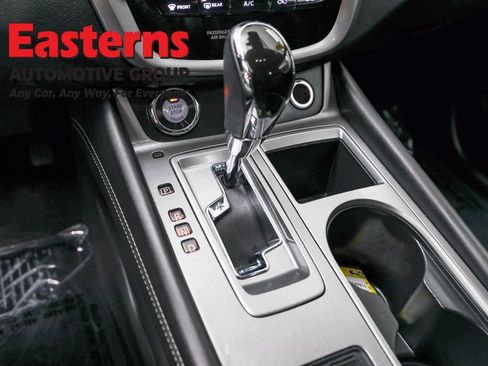 Used 2023 Nissan Murano SV image 13