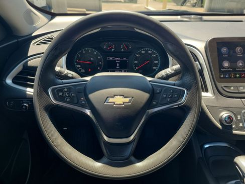 Certified 2024 Chevrolet Malibu LT FWD image 17