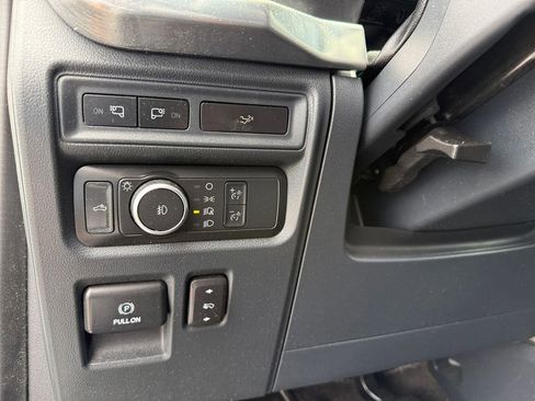 Certified 2022 Ford F150 Lariat w/ Trailer Tow Package AWD/4WD image 23