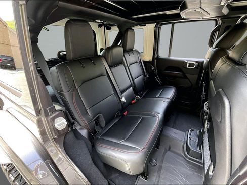 New 2026 Jeep Wrangler Unlimited Rubicon AWD/4WD image 9