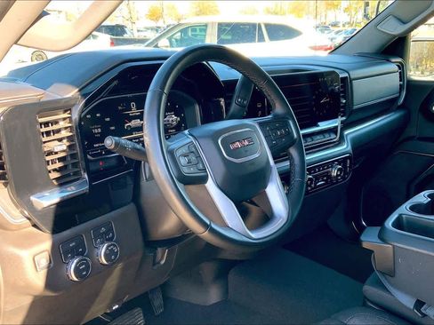 Used 2024 GMC Sierra 1500 SLE image 16