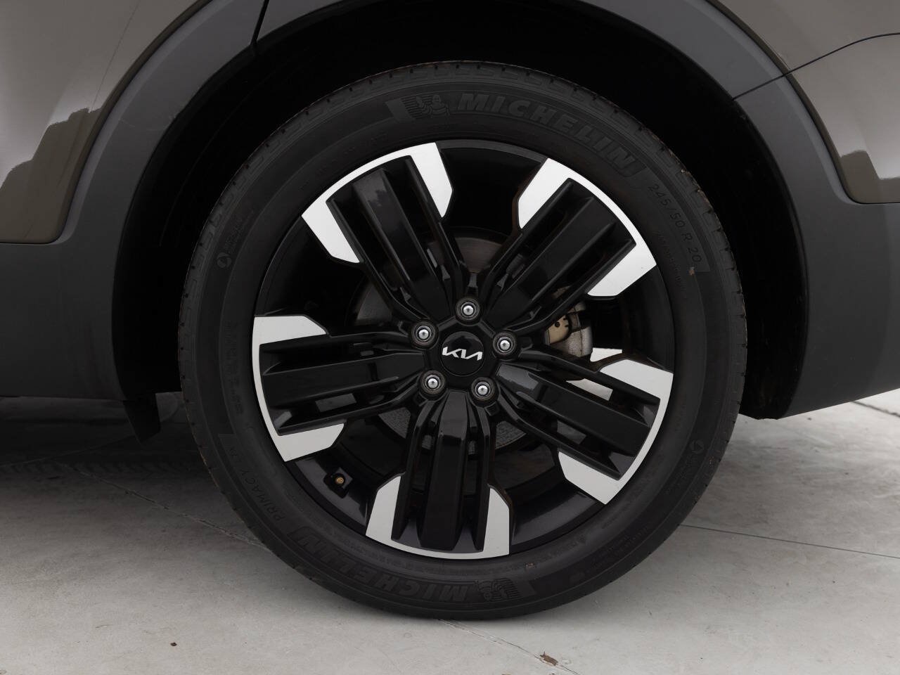 Used 2020 Kia Telluride SX w/ Towing Package AWD/4WD image 20