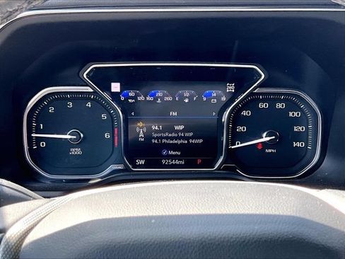 Used 2021 GMC Yukon XL Denali AWD/4WD image 3