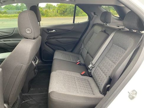 Certified 2024 Chevrolet Equinox LT AWD/4WD image 18