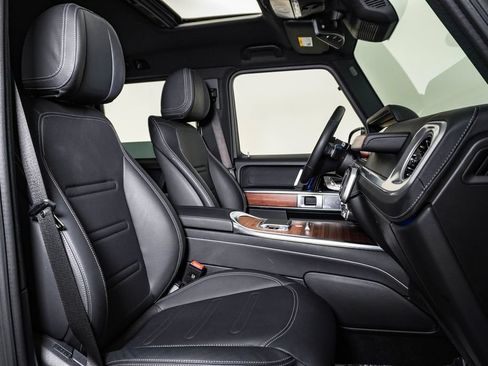 Used 2025 Mercedes-Benz G 550 image 16