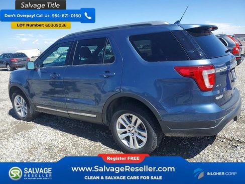 Used 2019 Ford Explorer XLT w/ Equipment Group 202A AWD/4WD image 3