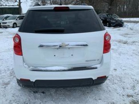 Used 2014 Chevrolet Equinox LT w/ Driver Convenience Package image 4