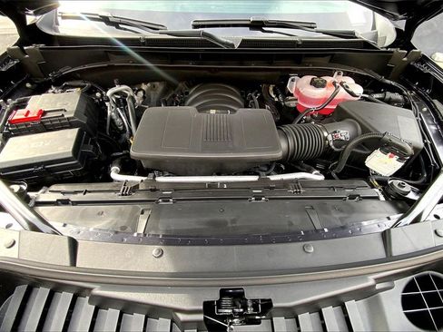 New 2026 Cadillac Escalade 4WD w/ LPO, Floor Liner Package image 17