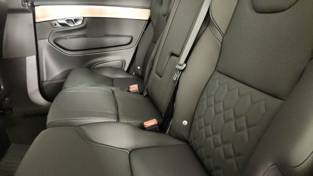 New 2026 Volvo XC90 T8 Plus w/ Protection Package AWD/4WD image 29