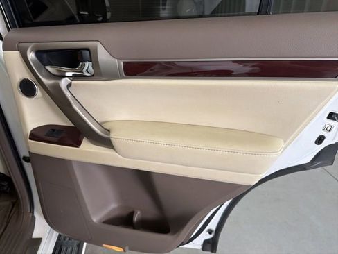 Used 2015 Lexus GX 460 Luxury AWD/4WD image 20