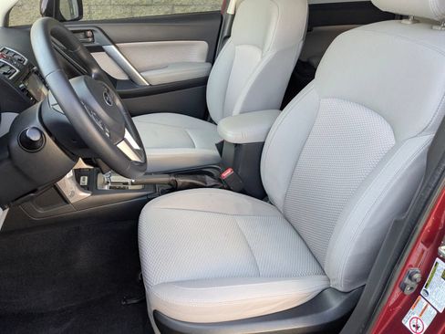 Used 2017 Subaru Forester 2.5i Premium w/ Protection Package #1 AWD/4WD image 20