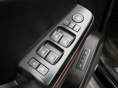 Used 2015 GMC Yukon XL SLT w/ Open Road Package AWD/4WD image 21