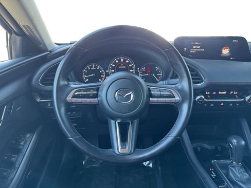 Used 2022 MAZDA MAZDA3 s FWD image 12