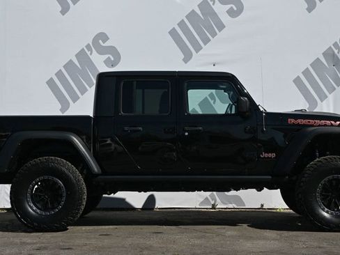 Used 2022 Jeep Gladiator Mojave w/ Cold Weather Group image 4