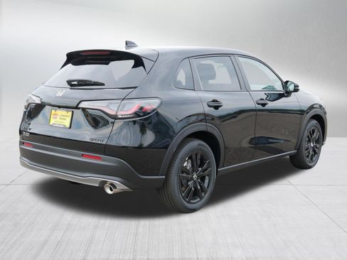 New 2027 Honda HR-V Sport image 4