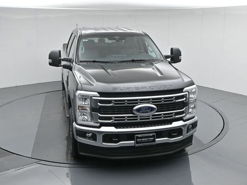 New 2026 Ford F250 XLT w/ FX4 Off-Road Package image 37